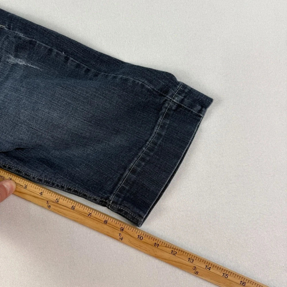 Lee Riders Silver‎ Edition Womens Bermuda Shorts Size 14M (31x10 fit) Distressed